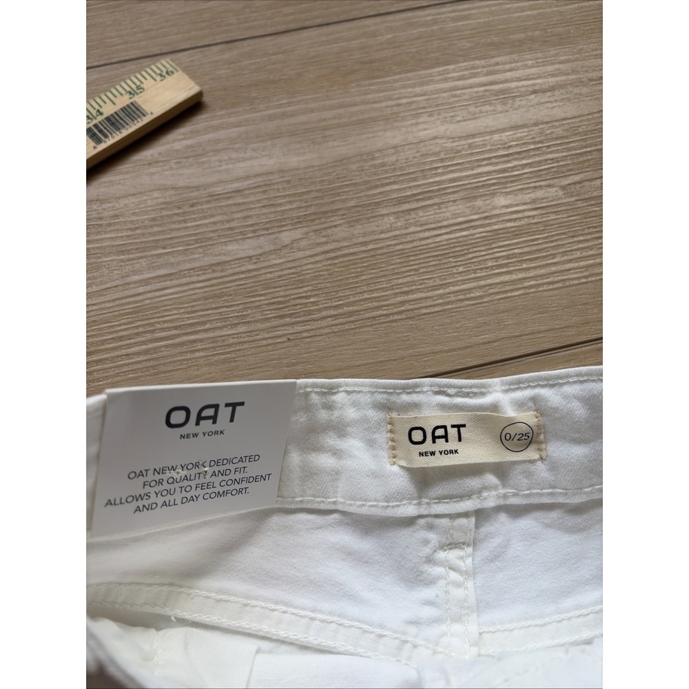 Oat New York Women's High Rise Wide Leg Ankle Jeans Raw Hem White Size 0 Glam - Picture 4 of 11